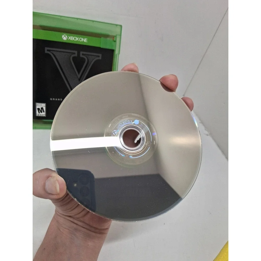 Grand Theft Auto V GTA 5 Xbox One Rockstar Games Action Adventure Game Disc CIB